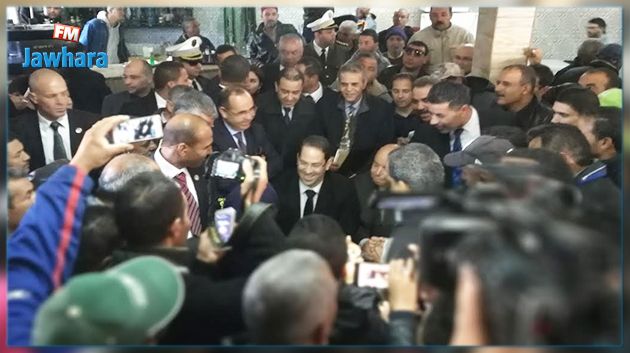 تمليك أراض لمواطنين : مبروك كورشيد يوضّح