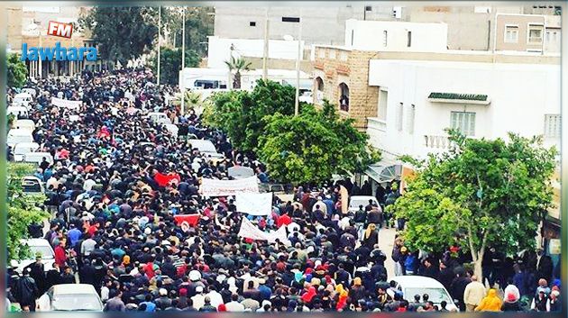حركة النهضة تدعم مطالب شباب تطاوين في الانتفاع بالشغل وبثروات المنطقة