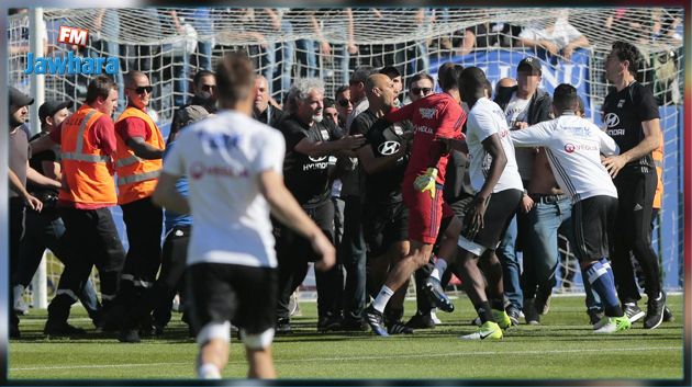 شغب الجماهير يلغي مقابلة ليون و باستيا (فيديو)