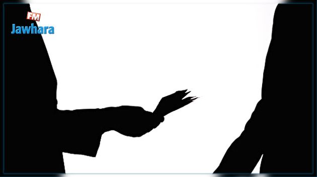 أولاد الشامخ : إيقاف مواطن حاول إرشاء المعتمد بـ10 دنانير