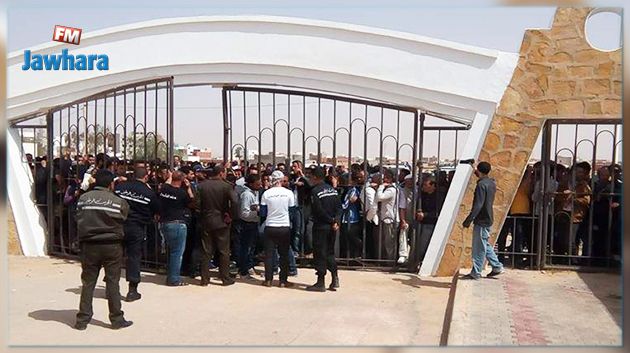 احتقان في تطاوين بعد فشل جلسة المفاوضات مع رئيس الحكومة 