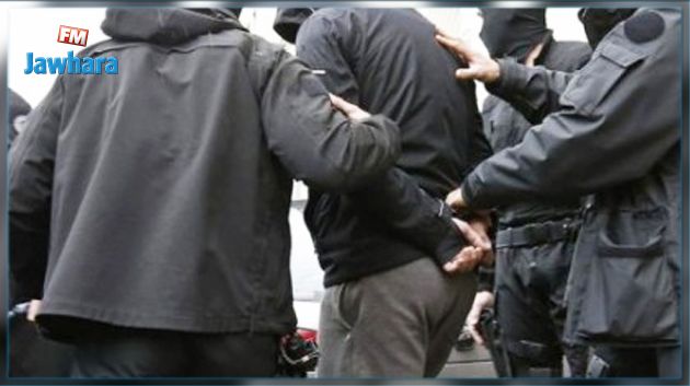 إيقاف عنصر متشدد دينيا في الفحص