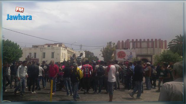 توقّف العمل بمعتمدية طبربة وتصاعد وتيرة الاحتقان