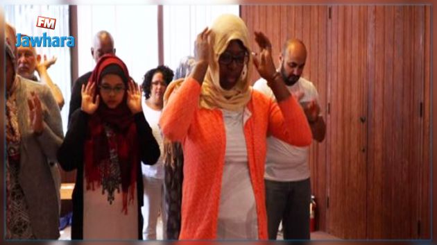 تؤمهم إمرأة : مسجد في أميركا يجمع بين الرجال والنساء جنباً إلى جنب