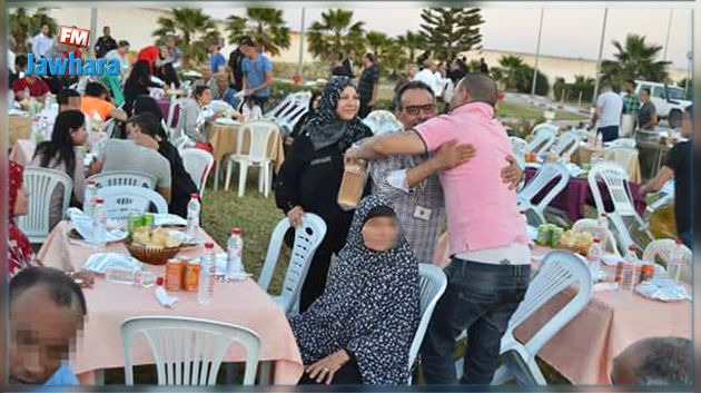  سجناء يتناولون الإفطار رفقة أهاليهم في سجن المرناقية