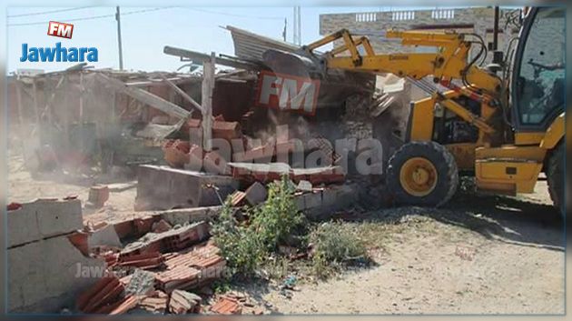 المهدية : تنفيذ 4 قرارات هدم وغلق 3 محلات تجارية