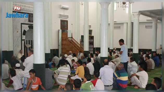 بعد تعطل اقامة صلاة التراويح بأحد المساجد بقبلي : الإدارة تتدخل