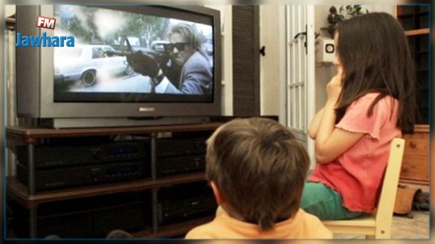 وزارة المرأة تدعو  إلى حماية الأطفال من المشاهد التلفزيونية العنيفة