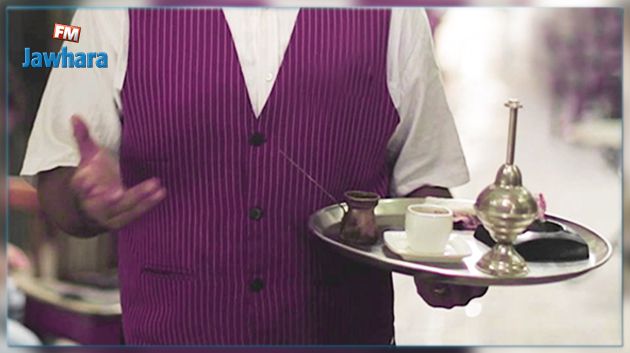 الترخيص للعاملين والعاملات بالمحلات التجارية بعد العاشرة ليلا