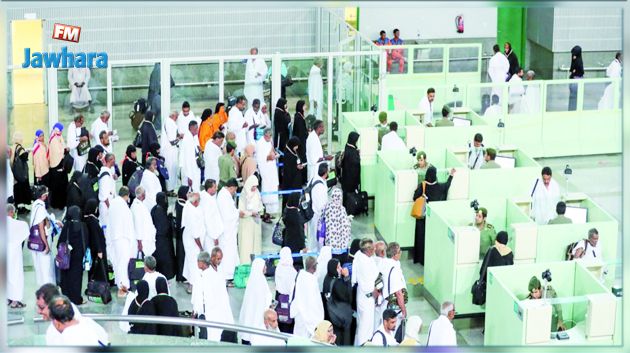 السعودية : القبض على أشخاص تظاهروا بأداء العمرة لتهريب المخدارت