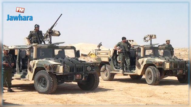 المنطقة العسكريّة العازلة : التصدي لسيارة تهريب وحجز قطيع أغنام 