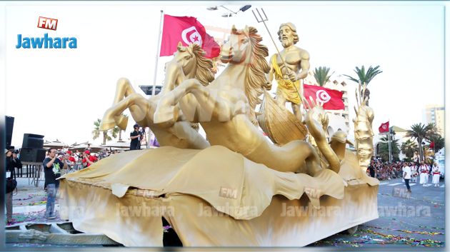الشماريخ تعود إلى