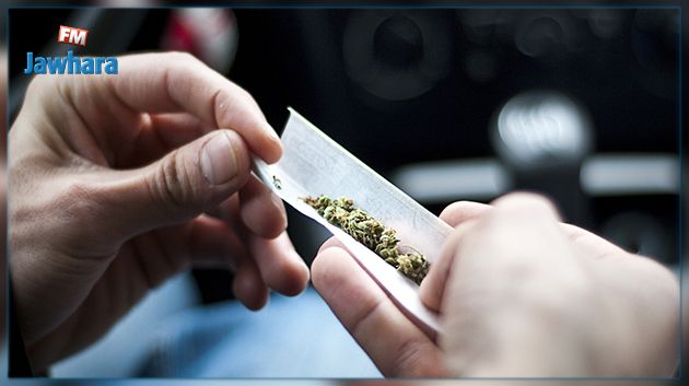 سوسة : إيقاف شابين بحوزتهما مخدرات