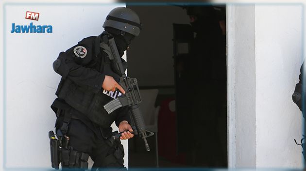 قابس : مداهمة منزل شخص يملك مسدسا