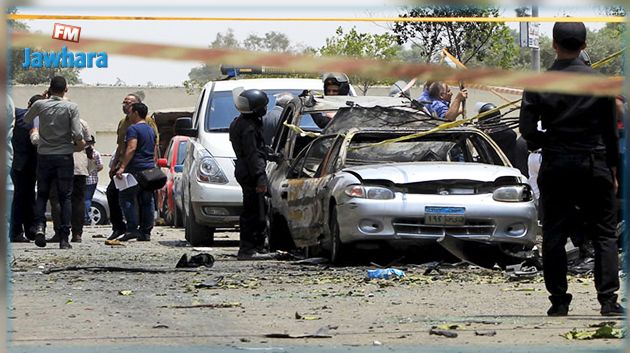 عشرات القتلى والجرحى في هجوم بسيارتين مفخختين في سيناء