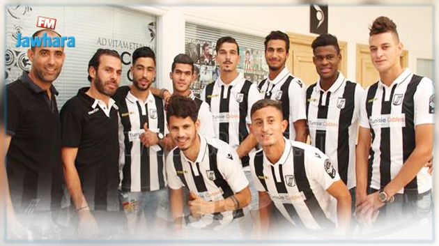 النادي الصفاقسي يجدد عقود 8 لاعبين 