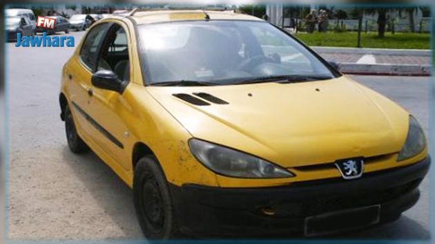  سيارة أجرة تصدم ضابط أمن