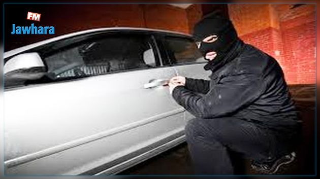 سوسة : ضبط شخص بصدد سرقة محتويات سيارة 