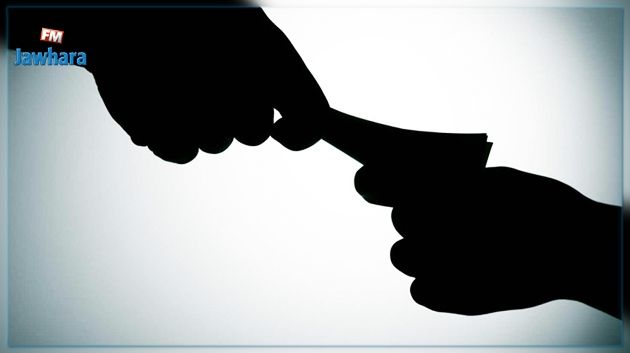 بنزرت : القبض على موظف عمومي متلبسا بتلقي رشوة