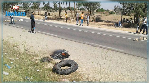 غلق الطريق الرابطة بين صفاقس والقصرين