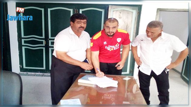 لاعب دولي ليبي يمضي لنادي كرة اليد بجمال