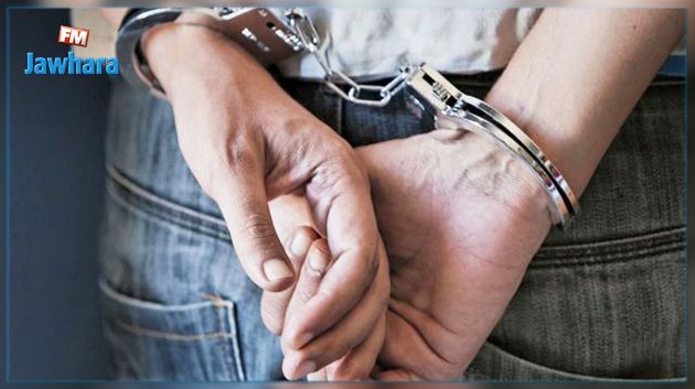 القبض على شخصين محلّ 44 منشور تفتيش