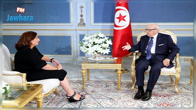 وداد بوشماوي : اجتماع مرتقب مع رئيس الحكومة قبل الاعلان عن التحوير الوزاري