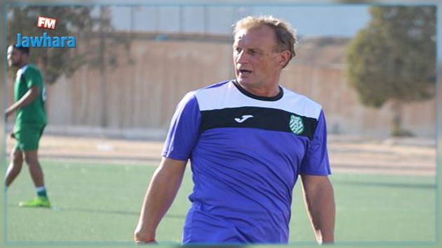 الملعب القابسي : تجديد الثقة في المدرب جيرار بوشار
