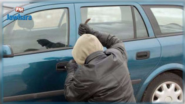 تفكيك شبكة بالقصرين مختصة في سرقة السيارات وتهريبها إلى بلد مجاور