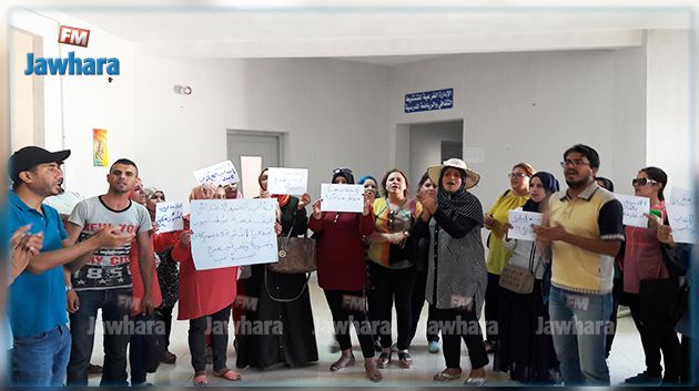 وقفة احتجاجية للمعلّمين النواب في قفصة 