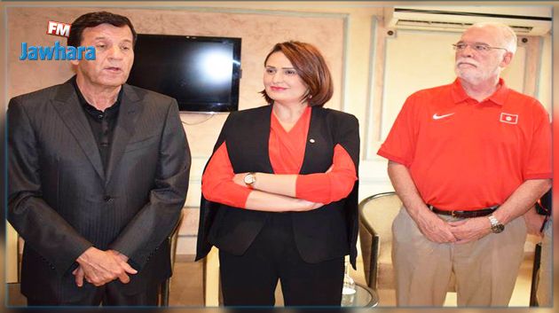 وزيرة شؤون الشباب والرياضة تزور منتخب كرة السلة قبل نهائي الأفروبسكات