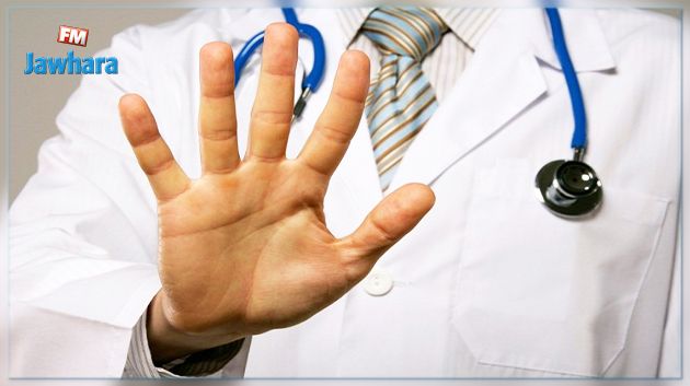 طبيب مرموق يتعرّض للعنف في مستشفى عمومي