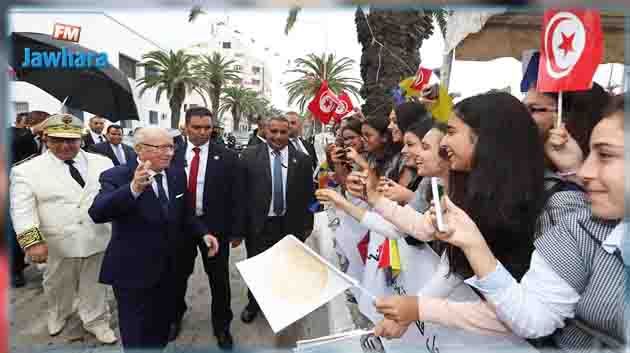 إخراج تلاميذ لاستقبال رئيس الجمهورية في سوسة : النقابات الجهوية للتعليم تتدخّل