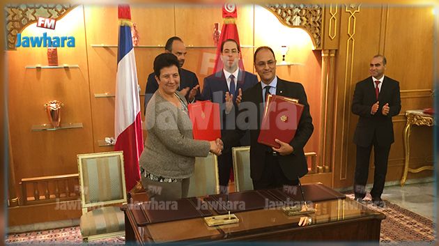 تونس وفرنسا توقعان اتفاقيات في مجال التعليم العالي