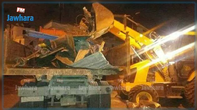 خلال حملة ضدّ الانتصاب الفوضوي : صاحب كشك يحاول حرق نفسه