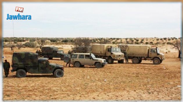 الوحدات العسكرية تتصدى لسيارات تهريب قادمة من ليبيا 