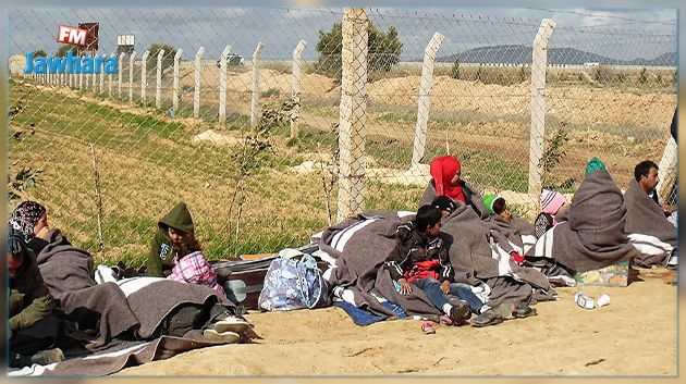 لاجئون سوريون يجتازون الحدود الجزائرية نحو تونس