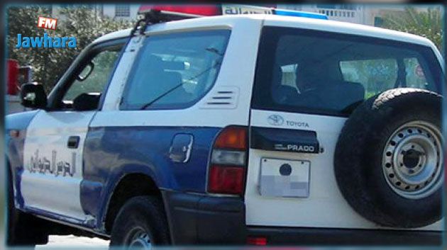 القصرين : انقلاب سيارة للحرس الديواني أثناء مطاردة مهرّبين