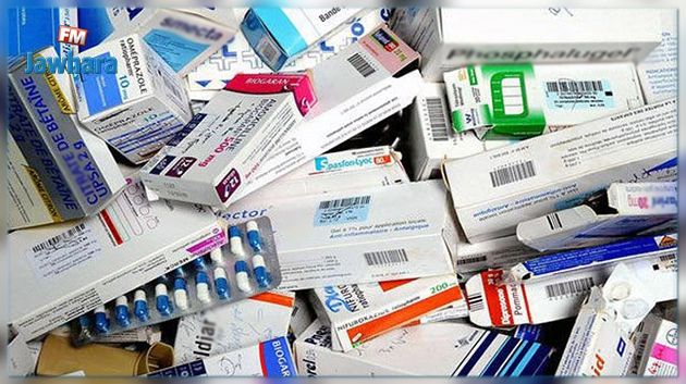 حجز كميات هامة من المستلزمات الطبية والأدوية في منزل عون بالمستشفى الجهوي بسليانة