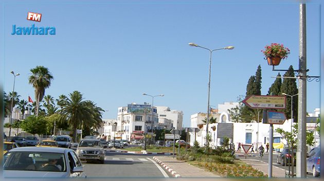 غلق الطريق الرابطة بين حي النصر وبرج التركي بأريانة