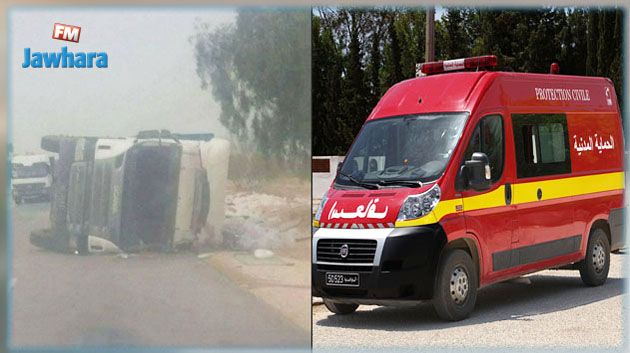 مدنين : انقلاب شاحنة محمّلة بالمياه المعدنية 