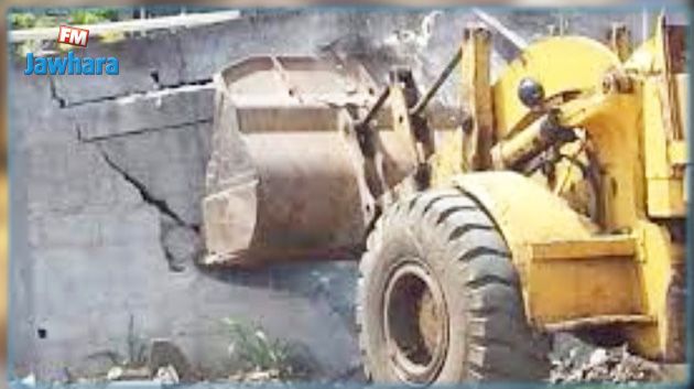 تنفيذ 5 قرارات هدم وإزالة لبناءات فوضوية في القصرين 