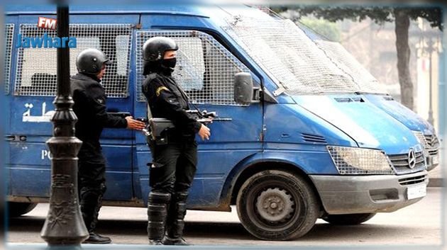 حي التضامن : رشق الأمنيين بالحجارة لمنعهم من اقتياد عائلة منفذ عملية الطعن للتحقيق معهم