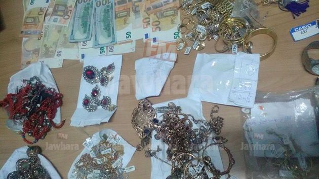 حجز مجوهرات وساعات فاخرة في سوسة