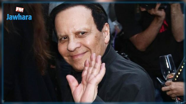 وصول جثمان مصمم الأزياء العالمي الراحل عز الدين علية إلى تونس