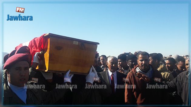 زانوش : تشييع جثمان شهيد الواجب محسن بن عاسي إلى مثواه الأخير 