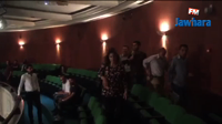 بحضور وزير التعليم العالي : طالب يقاطع جلسة عامة بالبرلمان