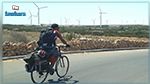 شاب يقوم بجولة حول المدن التونسية على متن دراجة 