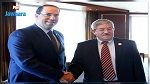 رئيس الحكومة يلتقي نظيره الجزائري