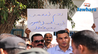 اهالي شط مريم يحتجون على الزيادة في تعريفة التاكسي الجماعي